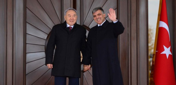 Gül ile Nazarbayev arasında ortak imza