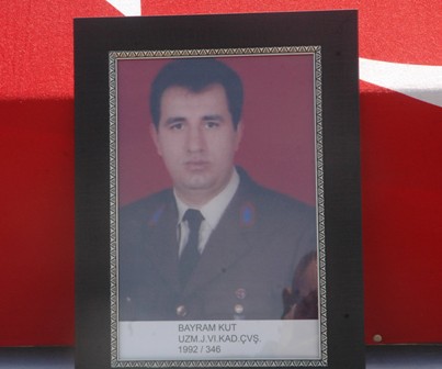 Şehit Uzman Çavuş Hakk'a uğurlandı