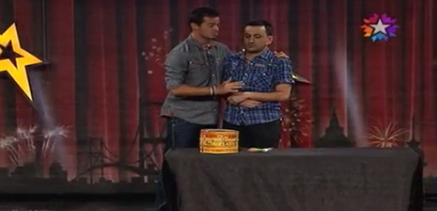 Yeteneğini gördü canlı yayına daldı!