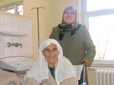 105'lik nine iki kez hastanede