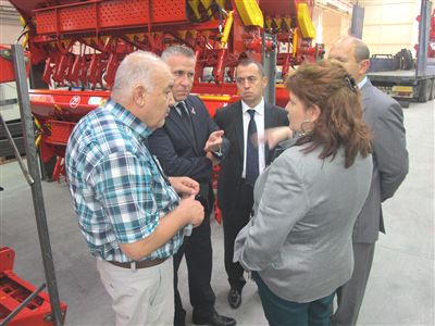 Konsolos Konyalıları yatırıma davet etti