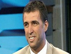 AK Parti grubu Hakan Şükür'ü arıyor