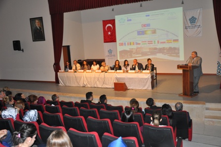 NEÜ'de İngilizce çalıştayı