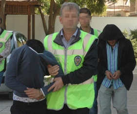 Kasa çalıp, otomobil aldılar