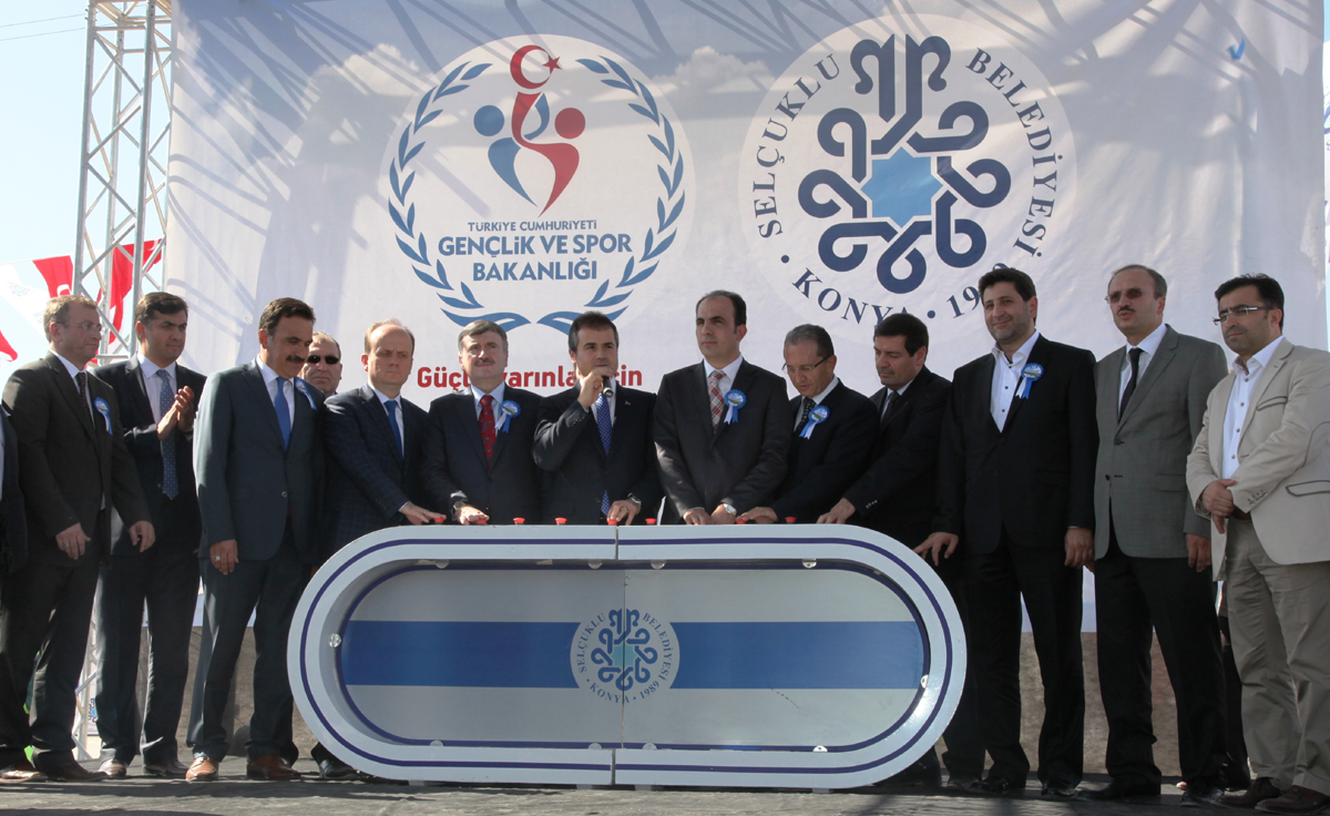 Dumlupınar Spor Kompleksi'nin temeli atıldı