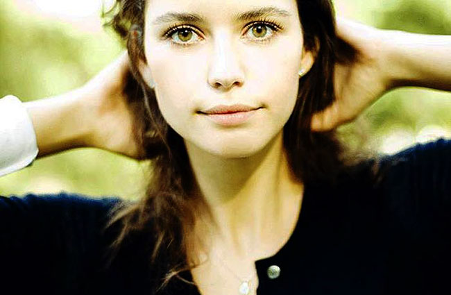 Beren Saat kung-fu öğrenecek