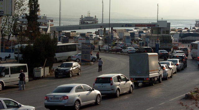 Yollarda bayram trafiği başladı