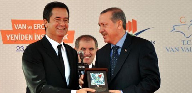 Acun yine kalpleri fethetti!