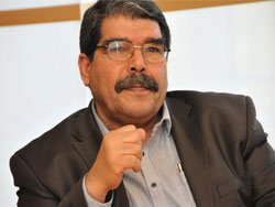 PYD Lideri Türkiye'yi uyardı: Suriye'ye girmeyin