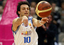 Mithat Demirel, gurbetçilerin gururu