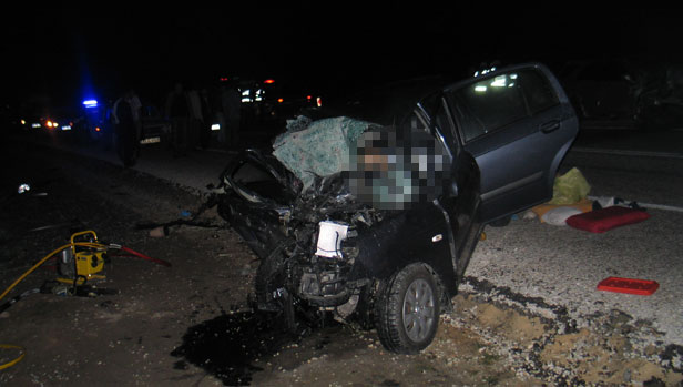 Konya'da feci kaza: 3 ölü, 2 yaralı