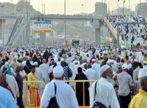 Hacılar ''veda tavafında''