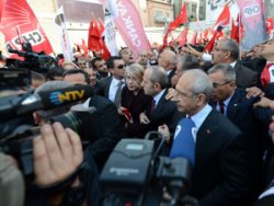 Kemal Kılıçdaroğlu'na biber gazlı müdahale