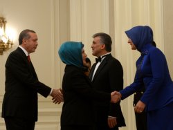 Emine Hanım'la bizi buraya sokmayanlar utansın