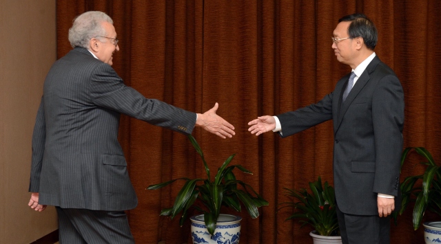 Suriye için Çin ile görüştü