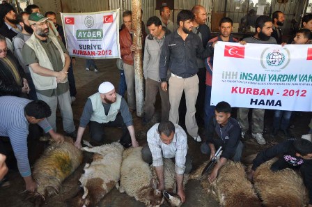 İnsani yardım engel tanımıyor