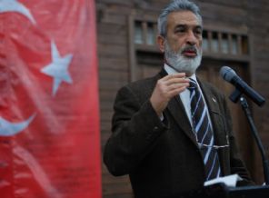 İsmet Özel: 'Bayramlık ağzımı açmam lazım'