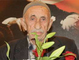 104 yaşında emekli oldu