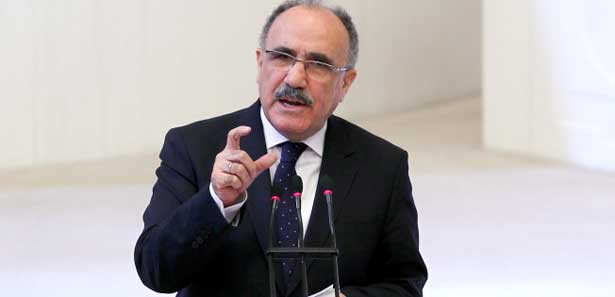 Herşey bir düğme noktasına geldi