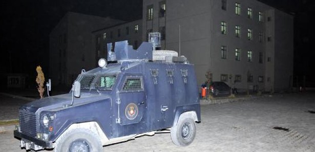 Van'da öğrenci pansiyonuna saldırı
