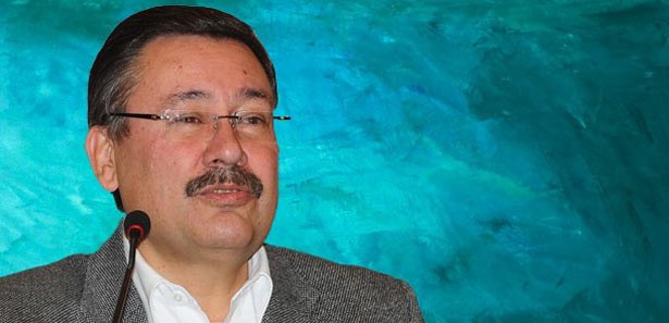 'Başörtülüler öcü gibi' sözlerine sert cevap!