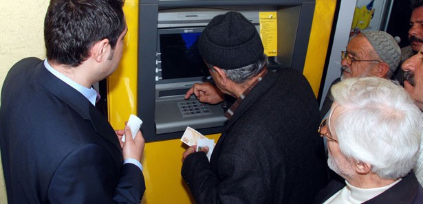 Emekliye yılda 800 lira ödenebilir!