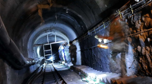 Dev Uranyum Madeni Bulundu