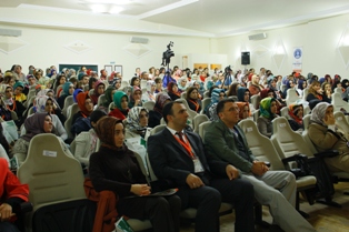Gençlik’te öğretmenlere seminer