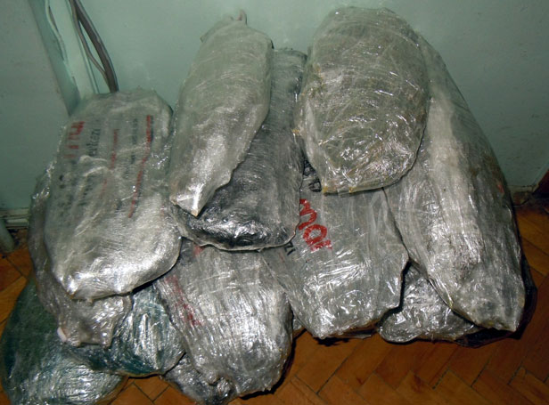 Konya'da 16 kilo esrar ele geçirildi