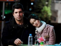 Özcan'ın filmi Skyfall'u geçti