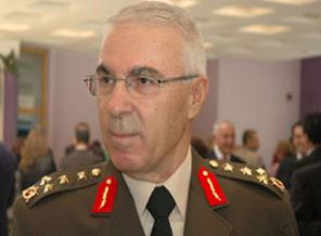 Hasan Iğsız askeri öyle bir fırçaladı ki... VİDEO