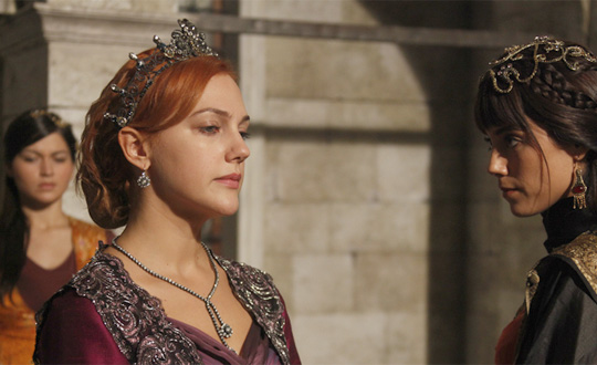 Muhteşem Yüzyıl’da Hürrem intihar mı ediyor?