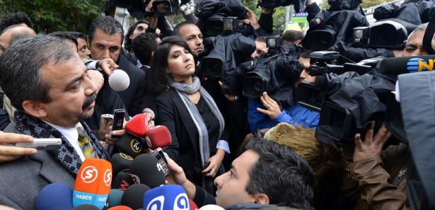 Çiller, Süreyya Öner'i tatmin edememiş