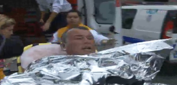 Başbakanlık önünde kendini ateşe verdi  VİDEO