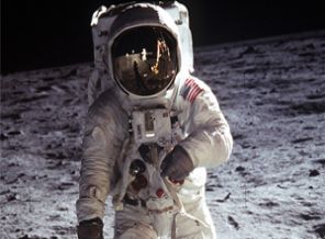 NASA Ay'a astronot gönderiyor