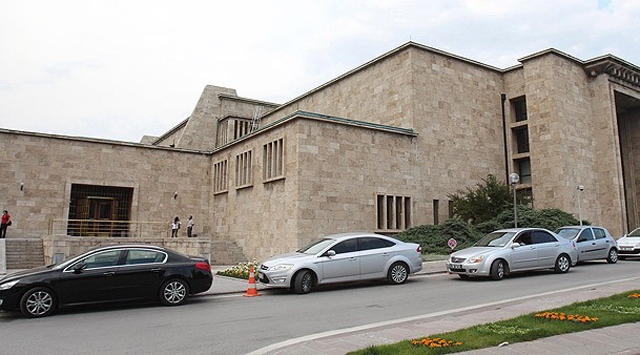 Meclis'in araçları takipte