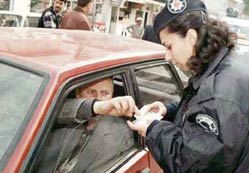 Düğün konvoyuna ceza kesildi