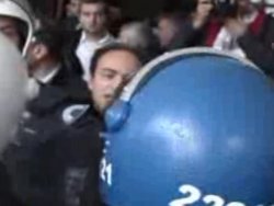 BDP'li vekiller ile polis arasında arbede