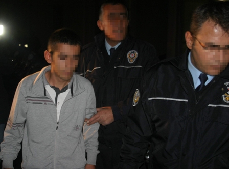 18 yaşındaki genç 33 kilo esrar ile yakalandı