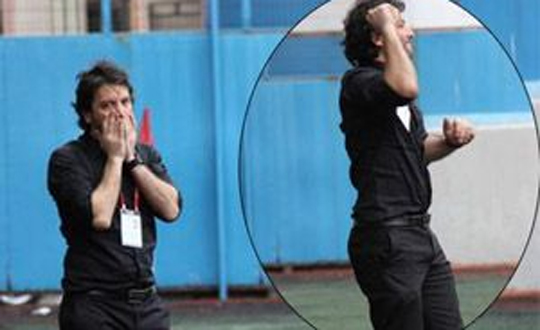 Hakem Nihat Doğan'ı sahadan attı