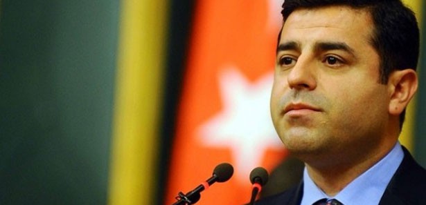 Apo'nun heykelini dikeceğiz!