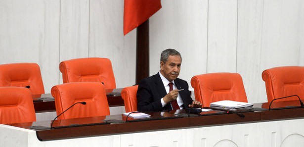 CHP ve MHP'li vekiller Arınç'ı topa tuttu