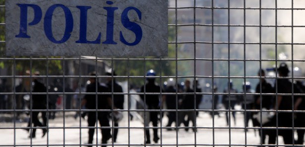 Emniyet'ten polisleri üzecek açıklama!