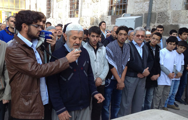 Filistinliler için gıyabi cenaze namazı