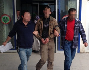 Cezaeinden kaçtı, yine yakalandı