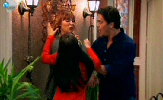 Yalan Dünya yine kırdı geçirdi!