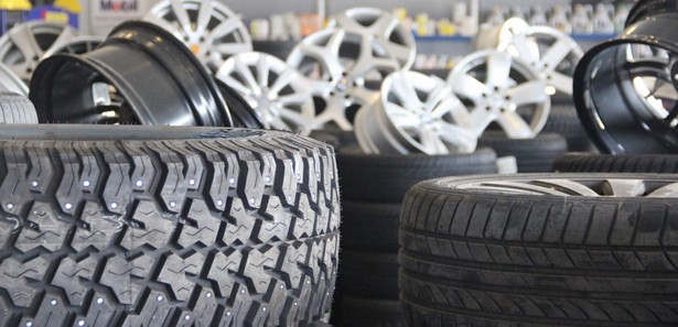 Kar lastiğinde patlama yaşanıyor