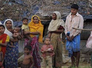 Arakan Müslümanları etnik şiddete maruz