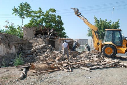 Karatay hızla dönüşüyor