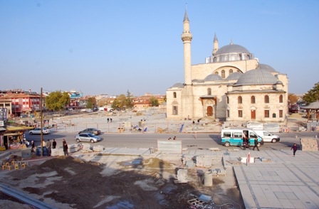 Konya güzel bir meydana kavuşuyor